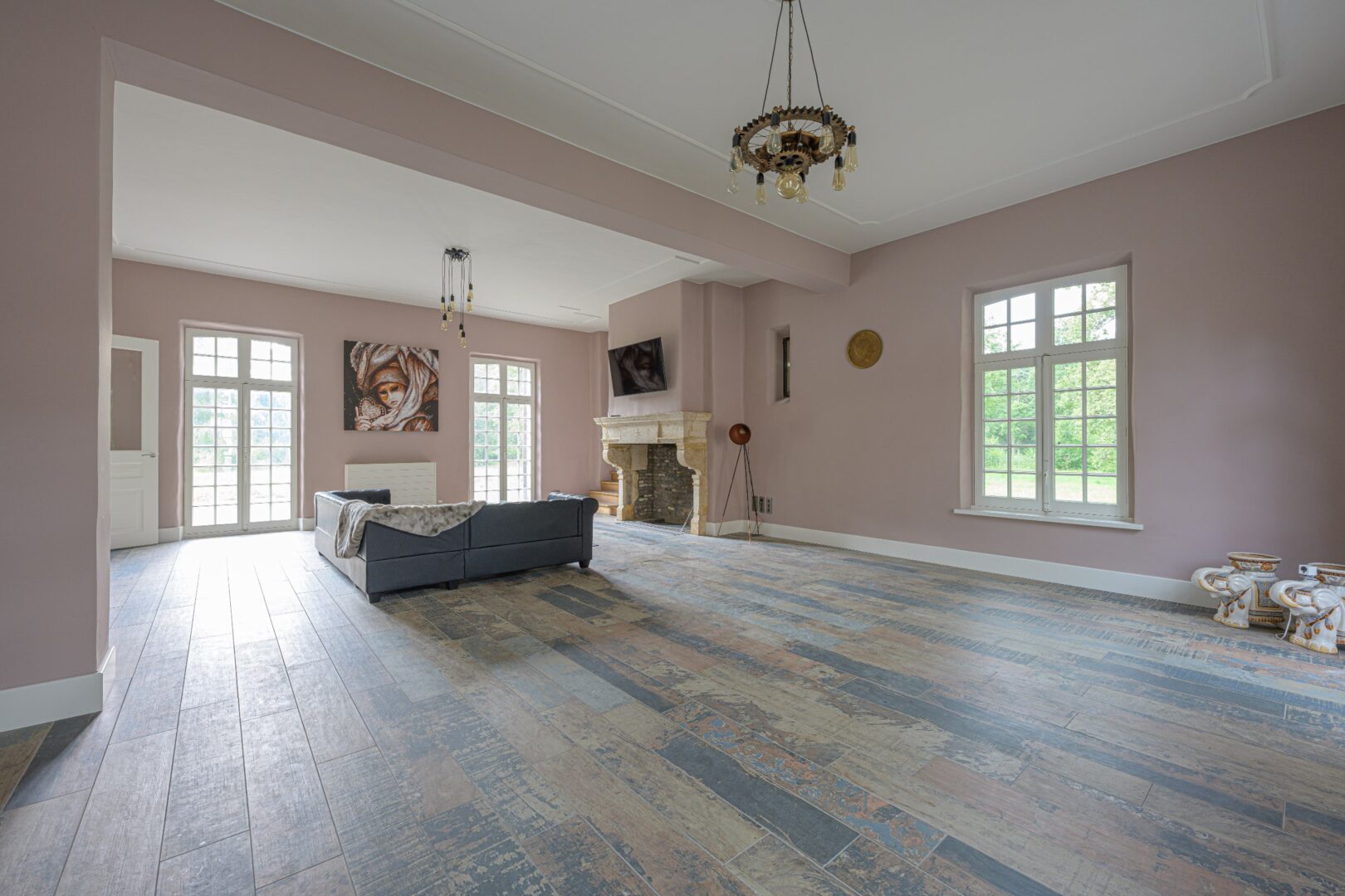 https://www.christiesrealestatebelgium.be/wp-content/uploads/properties/7915375/7915375_11_20260430121648.jpg