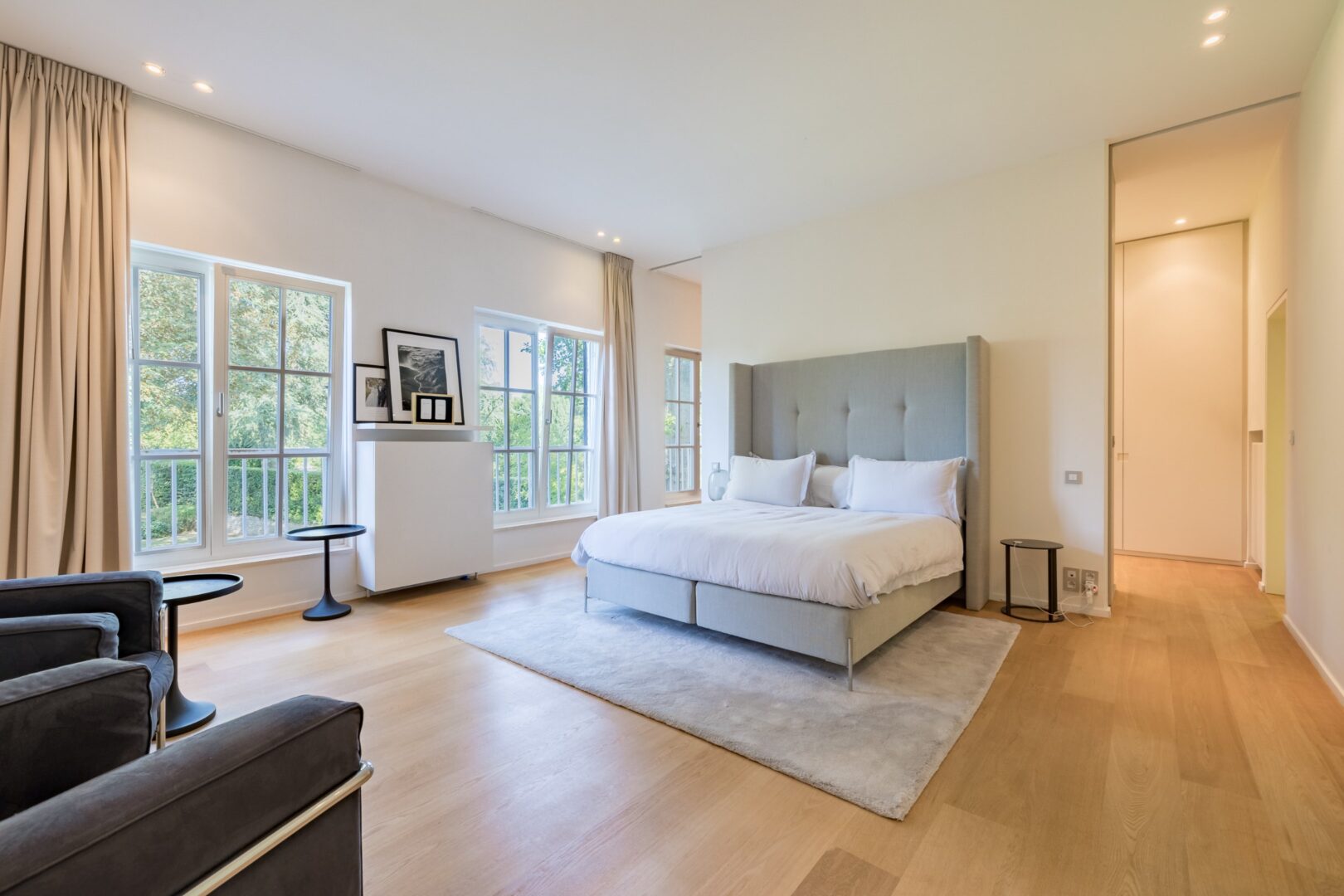 6 Bedroom Villa/Townhouse's Image 5