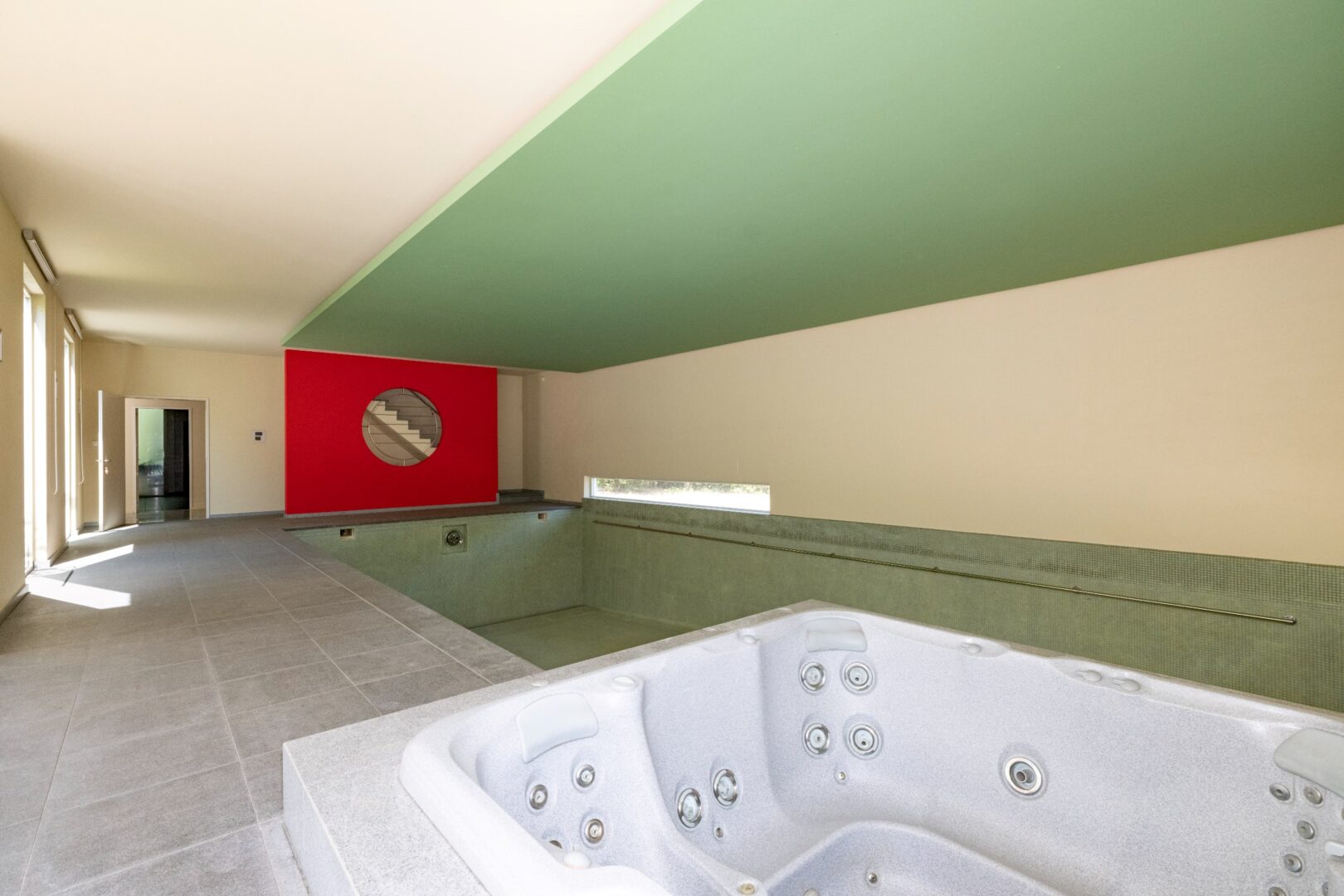 5 Bedroom Villa/Townhouse's Image 8