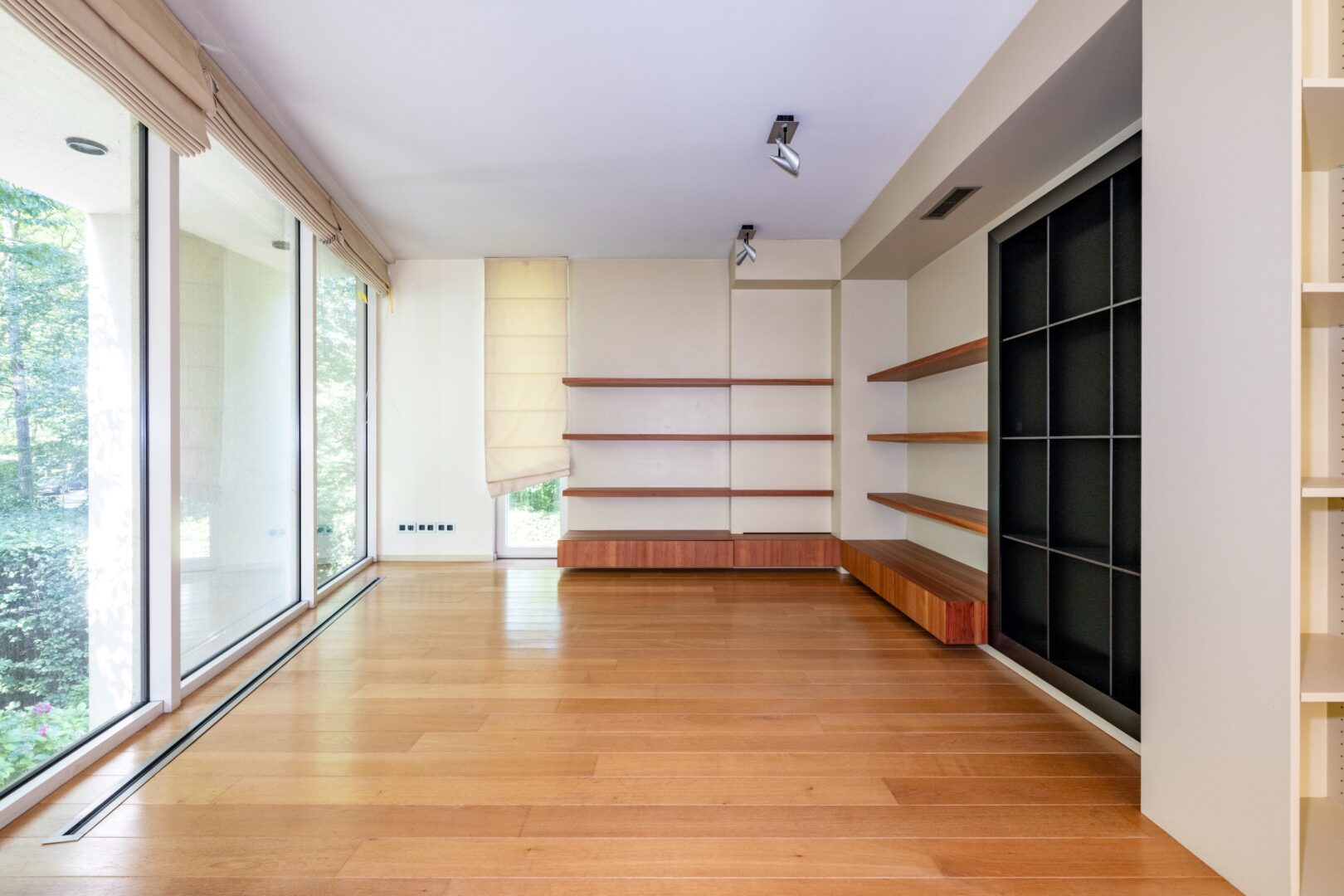 5 Bedroom Villa/Townhouse's Image 15