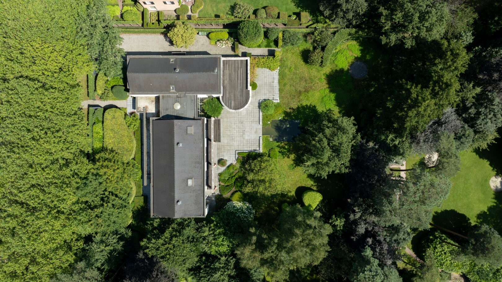 5 Bedroom Villa/Townhouse's Image 27