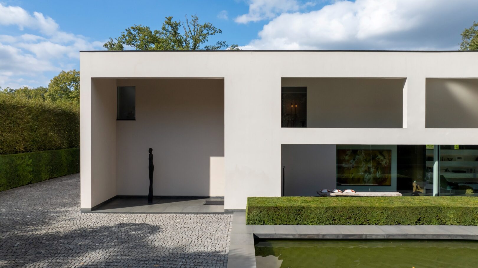 4 Bedroom Villa/Townhouse's Image 4