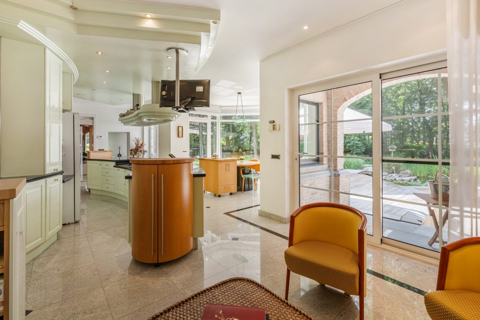 5 Bedroom Villa/Townhouse's Image 12