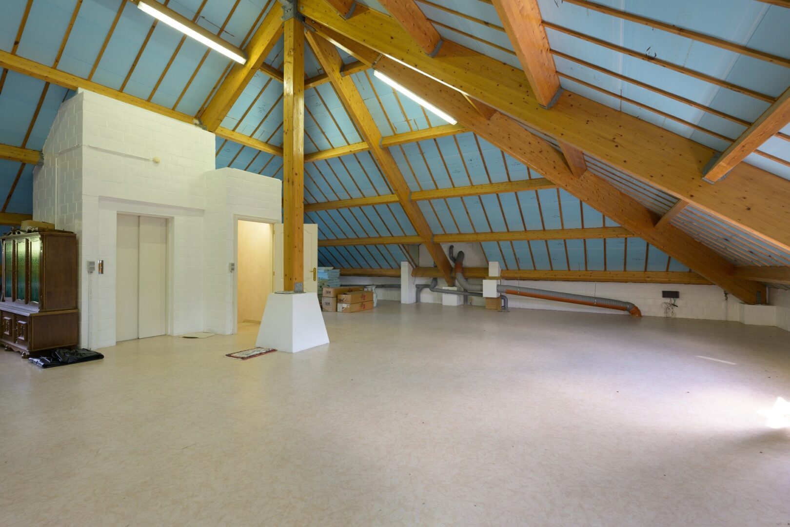 4 Bedroom Villa/Townhouse's Image 8