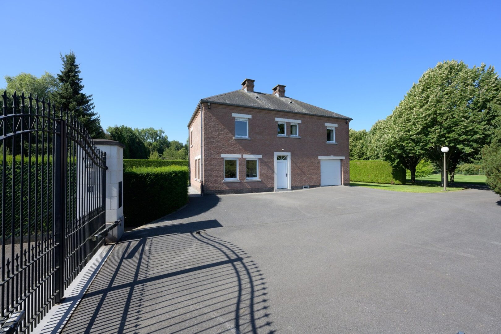 4 Bedroom Villa/Townhouse's Image 13