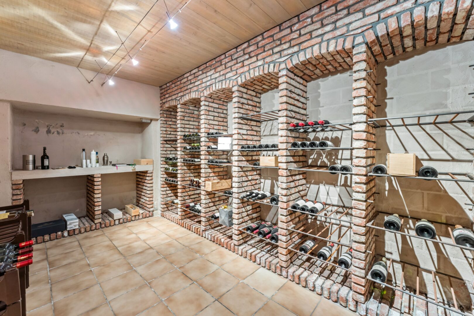 5 Bedroom Villa/Townhouse's Image 21