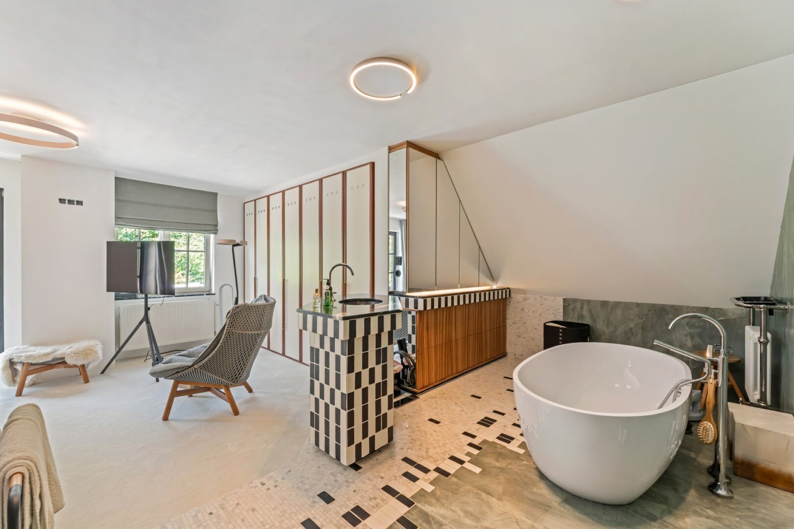 4 Bedroom Villa/Townhouse's Image 15