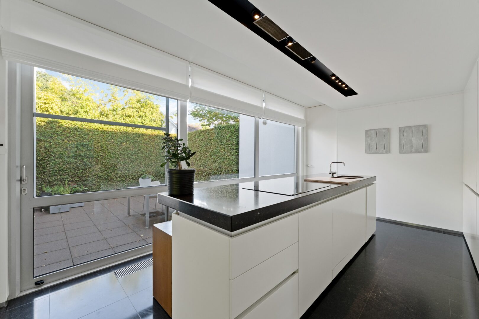 3 Bedroom Villa/Townhouse's Image 3