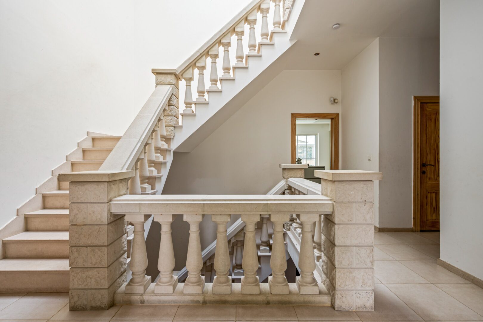 4 Bedroom Villa/Townhouse's Image 6