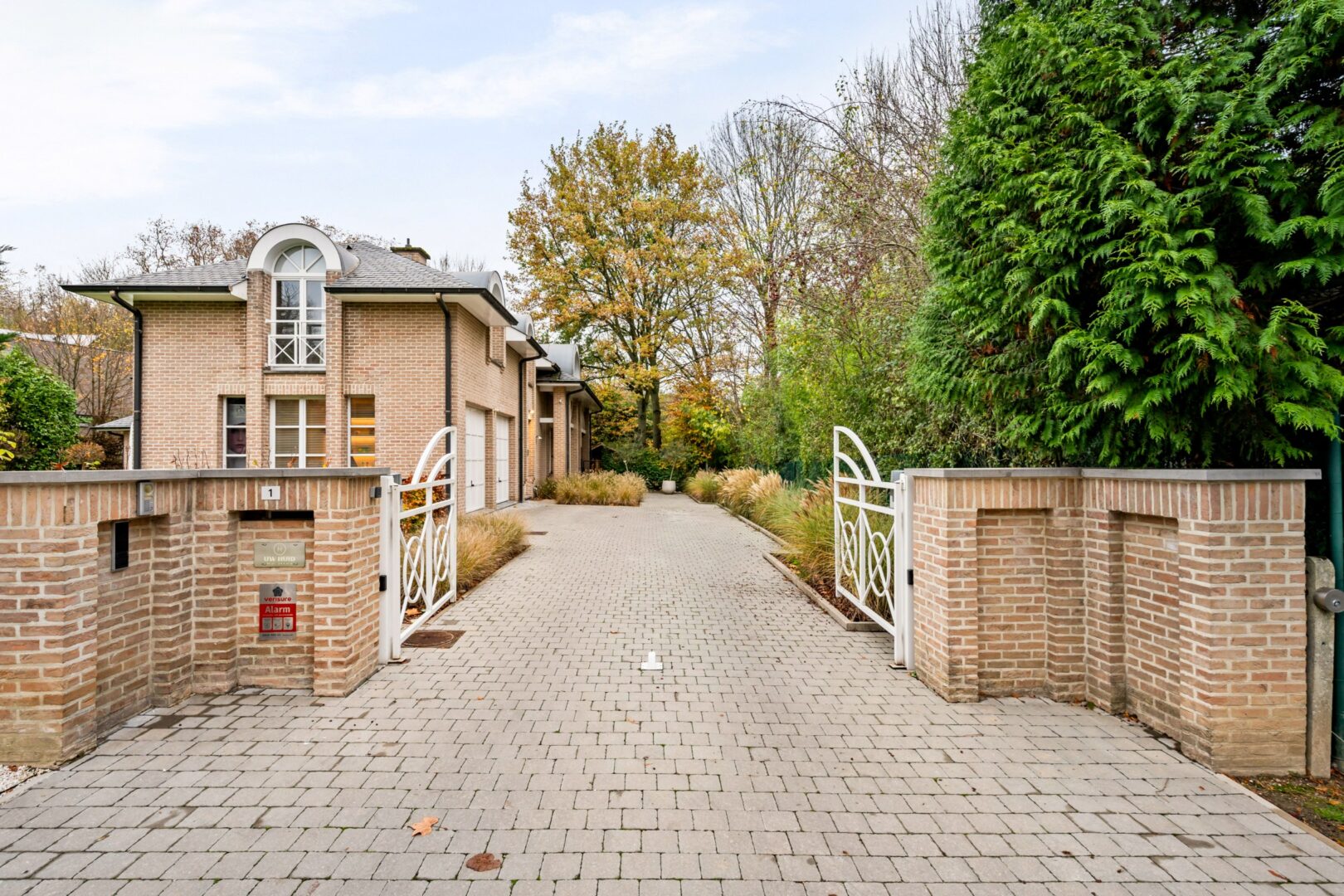 4 Bedroom Villa/Townhouse's Image 41