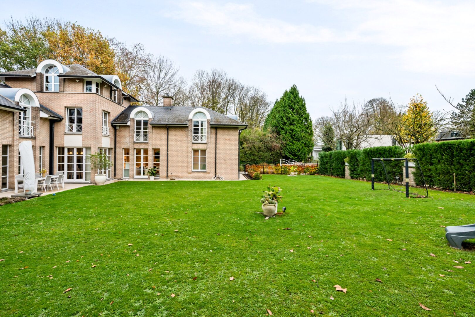 4 Bedroom Villa/Townhouse's Image 46