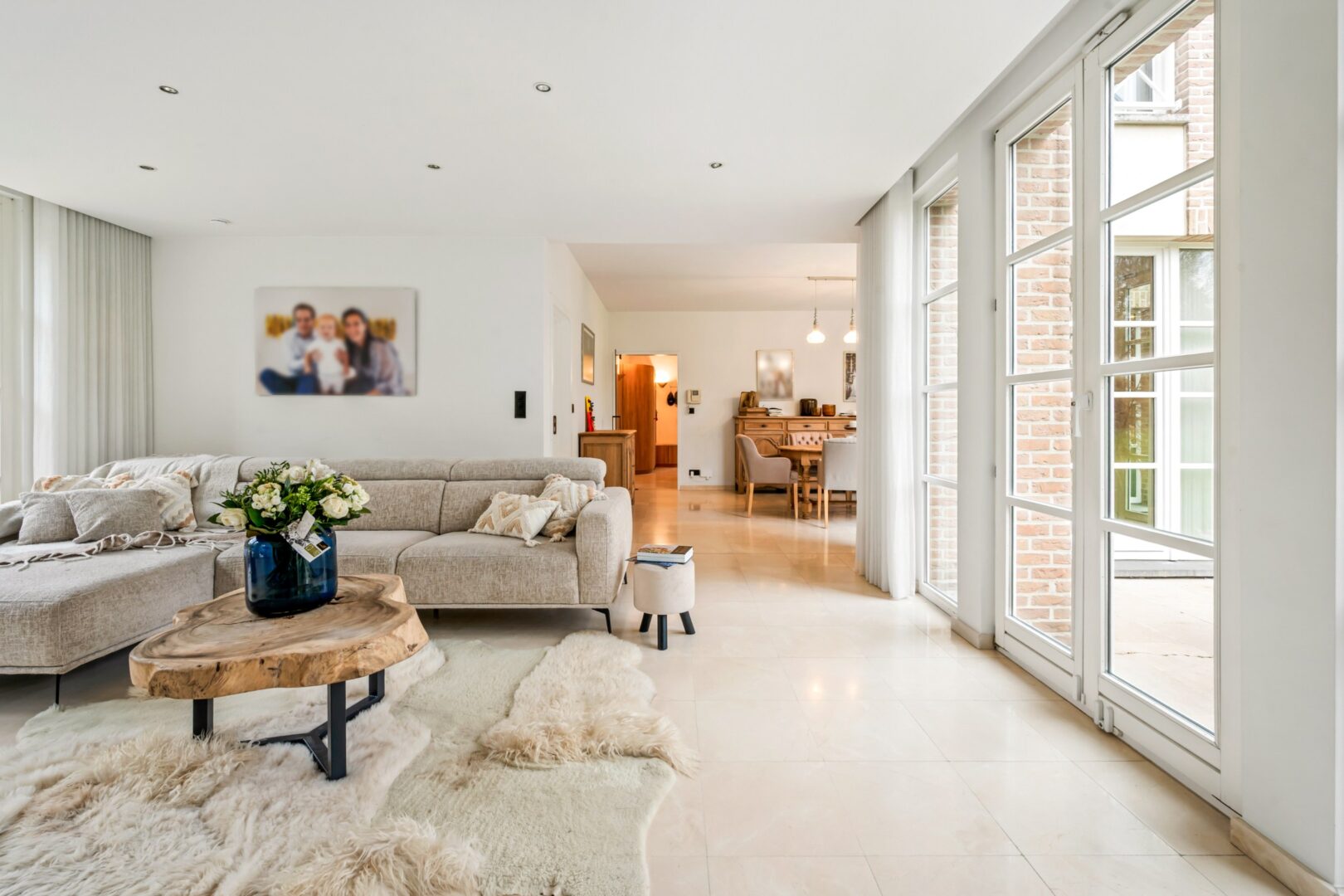 4 Bedroom Villa/Townhouse's Image 6