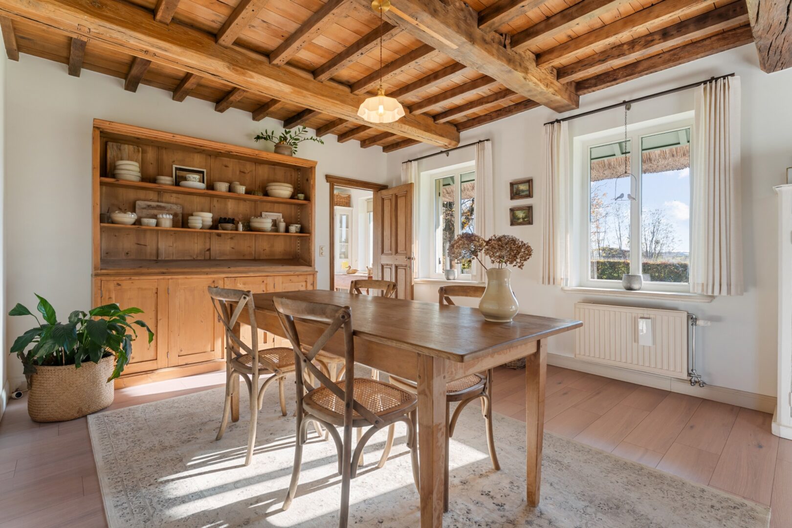 4 Bedroom Villa/Townhouse's Image 7