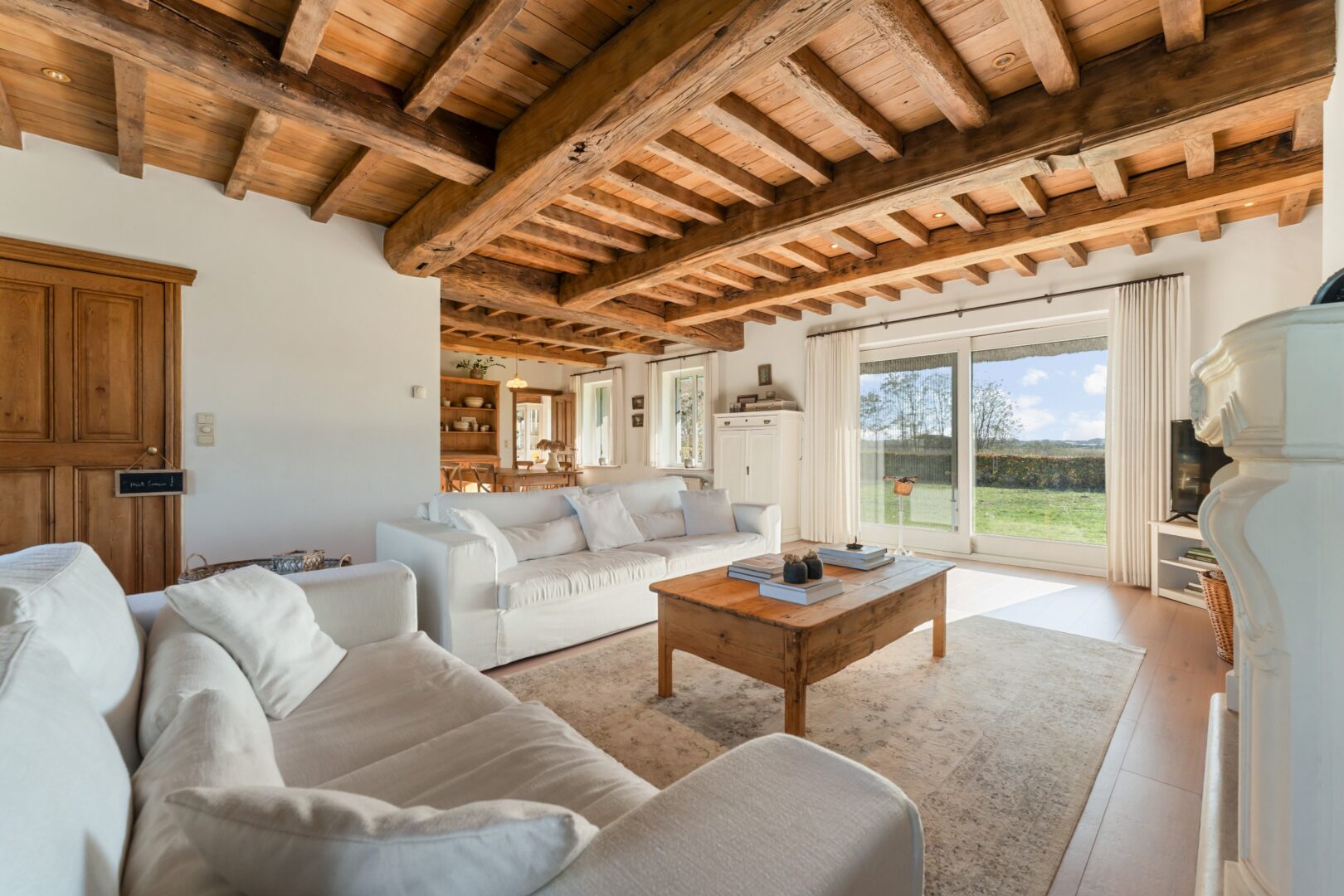 4 Bedroom Villa/Townhouse's Image 4