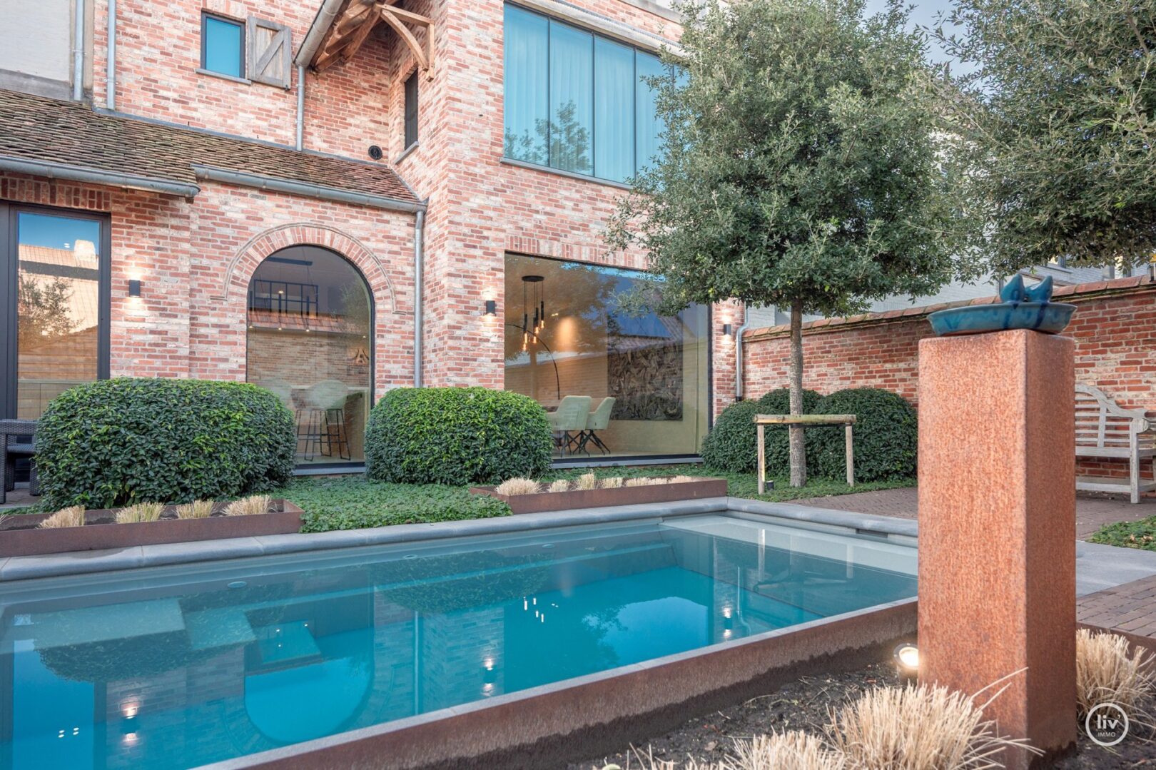 4 Bedroom Villa/Townhouse's Image 3