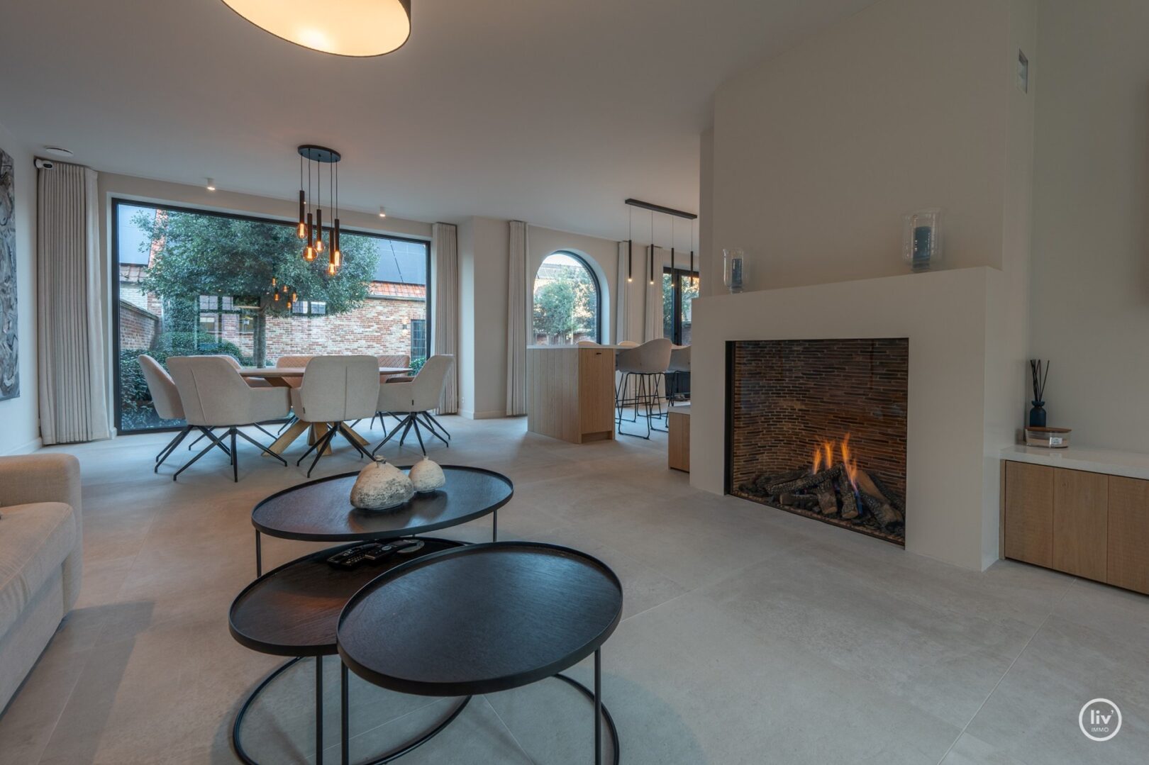 4 Bedroom Villa/Townhouse's Image 4