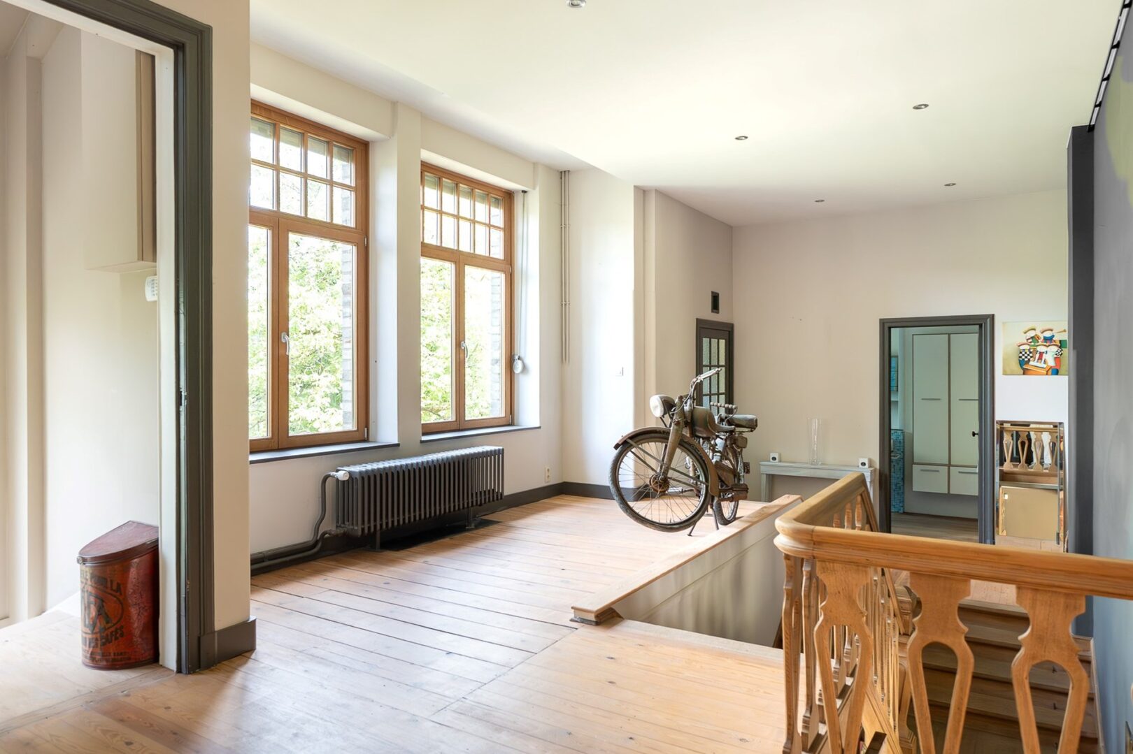 8 Bedroom Villa/Townhouse's Image 8