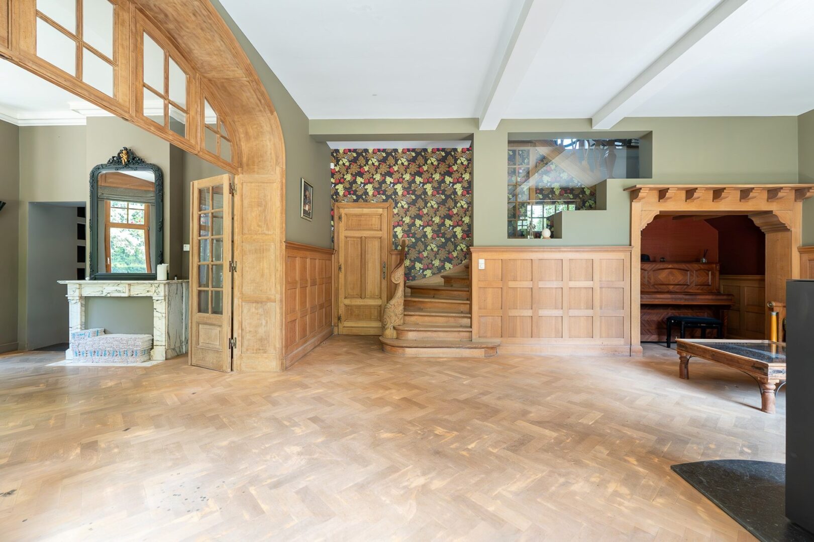 8 Bedroom Villa/Townhouse's Image 6