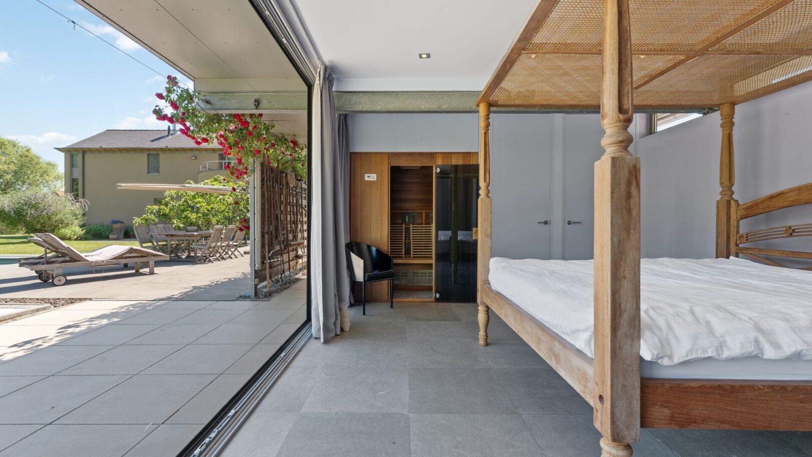 3 Bedroom Villa/Townhouse's Image 37