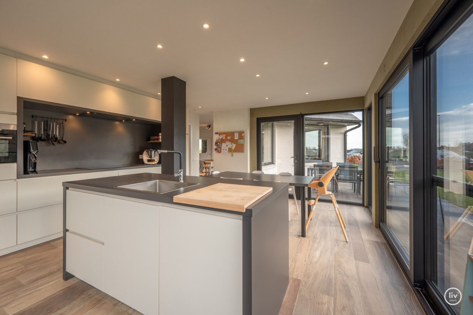 4 Bedroom Villa/Townhouse's Image 5