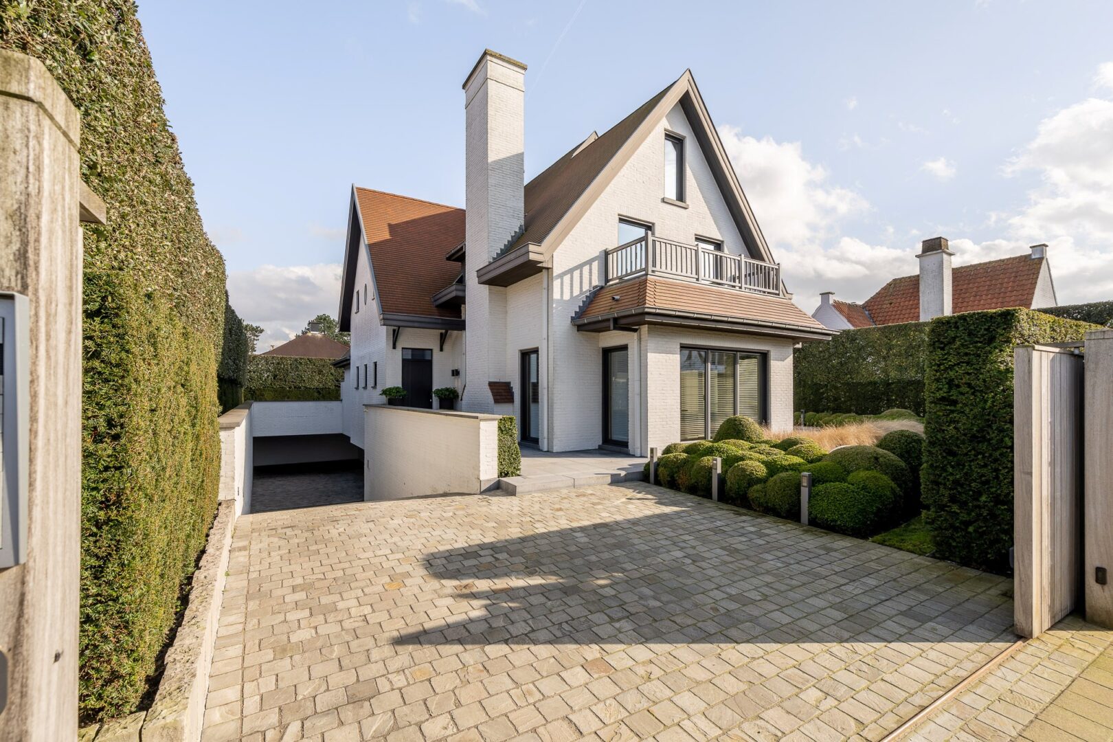 https://www.christiesrealestatebelgium.be/wp-content/uploads/properties/8904128/8904128_3_20260320101844.jpg