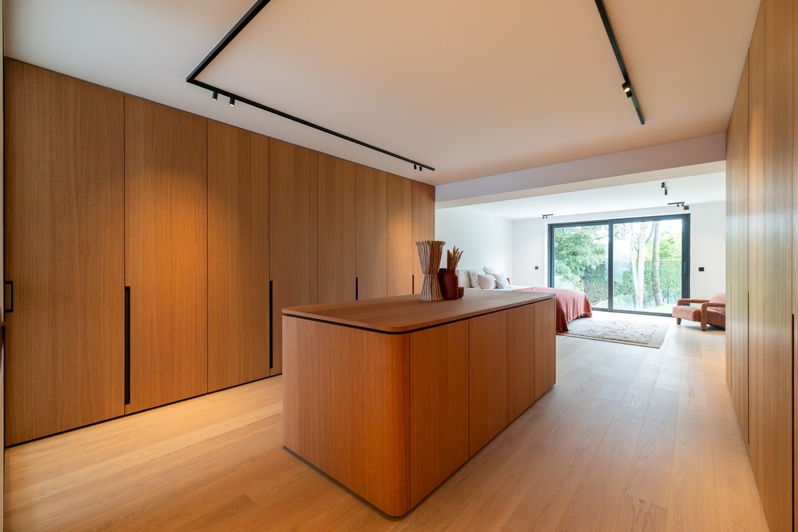 6 Bedroom Villa/Townhouse's Image 16