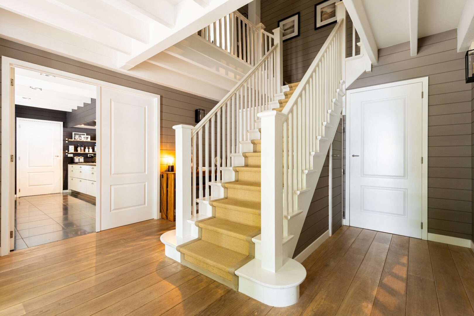 6 Bedroom Villa/Townhouse's Image 7