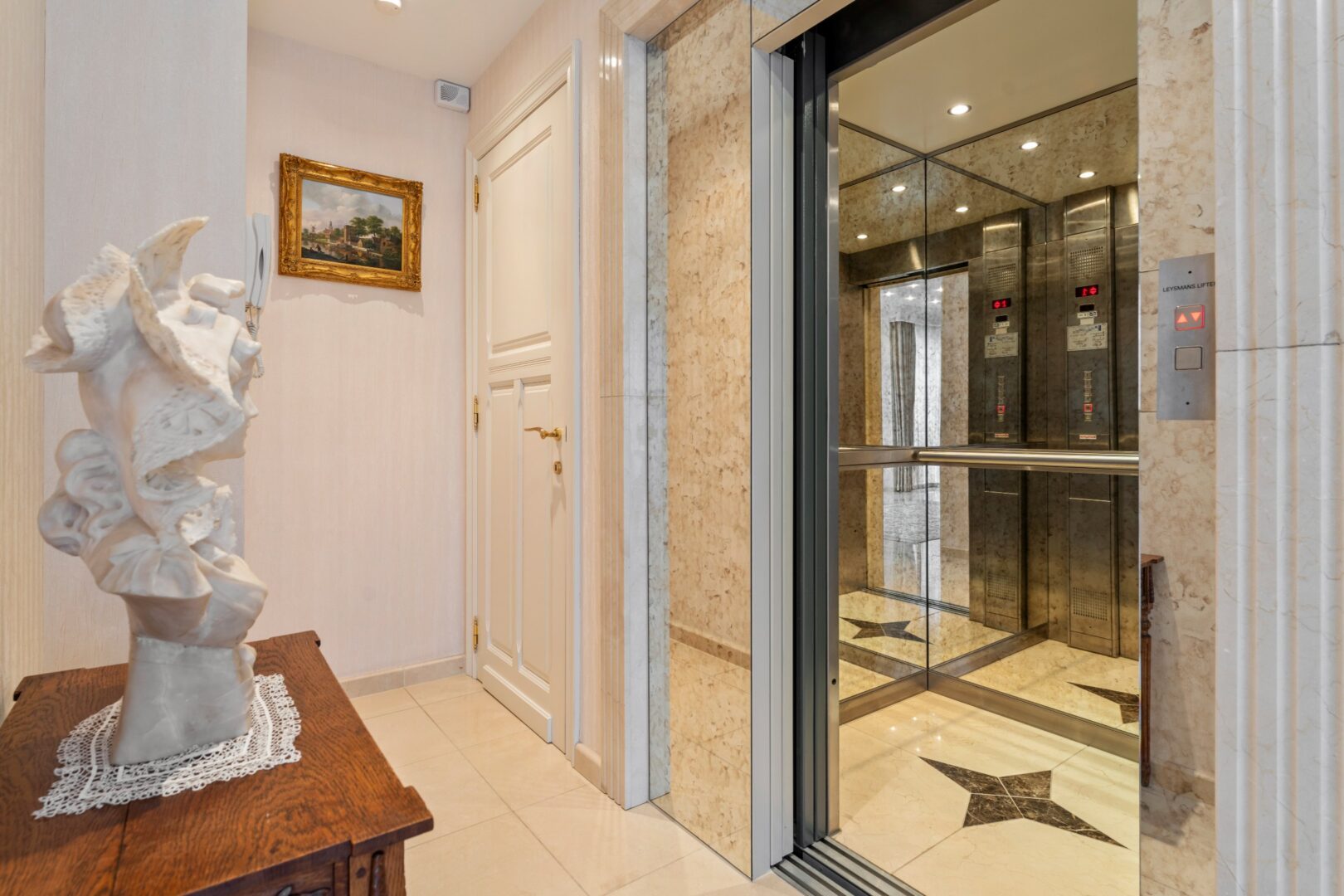4 Bedroom Villa/Townhouse's Image 26