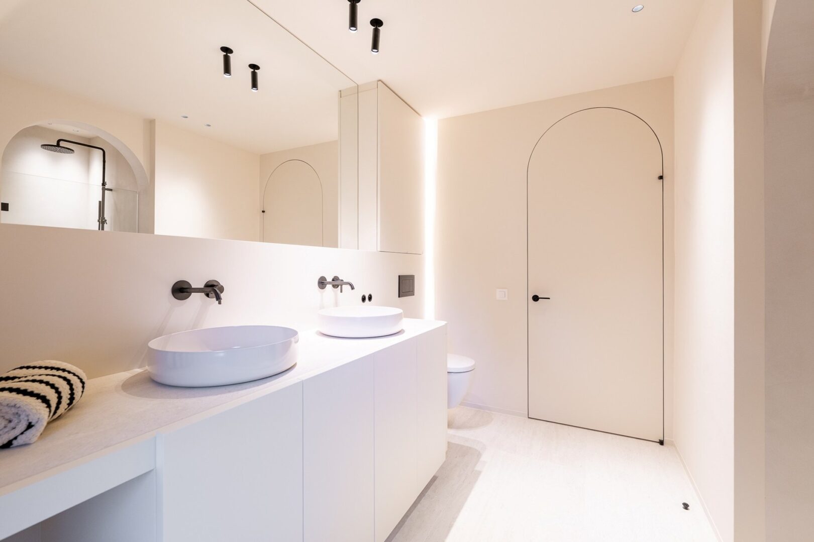 4 Bedroom Villa/Townhouse's Image 25