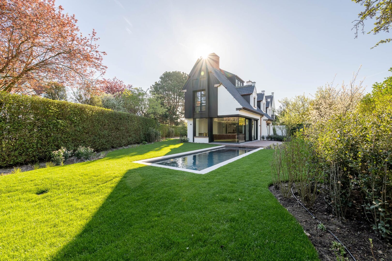 4 Bedroom Villa/Townhouse's Image 41
