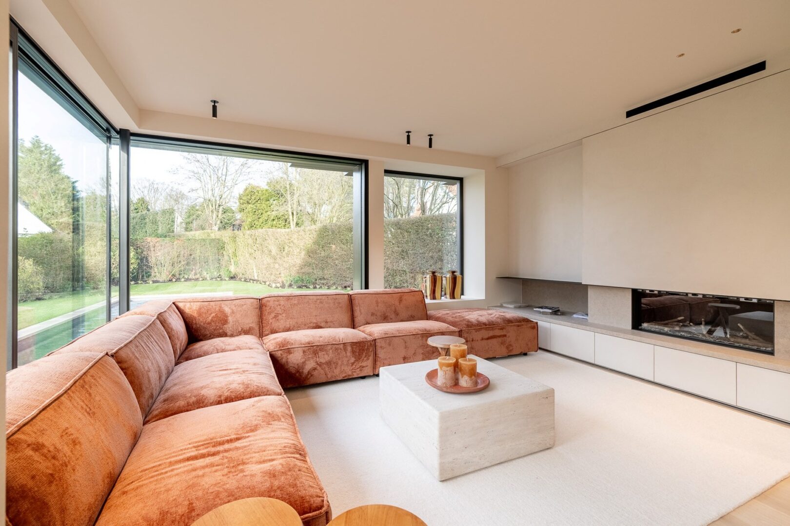 https://www.christiesrealestatebelgium.be/wp-content/uploads/properties/8919120/8919120_5_20260407161412.jpg