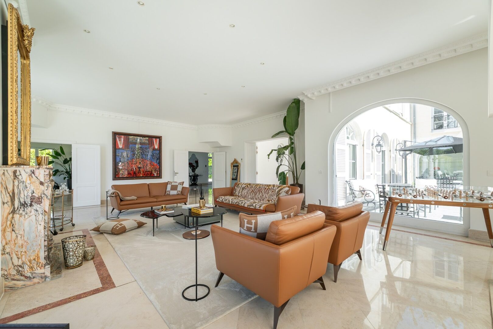 6 Bedroom Villa/Townhouse's Image 5