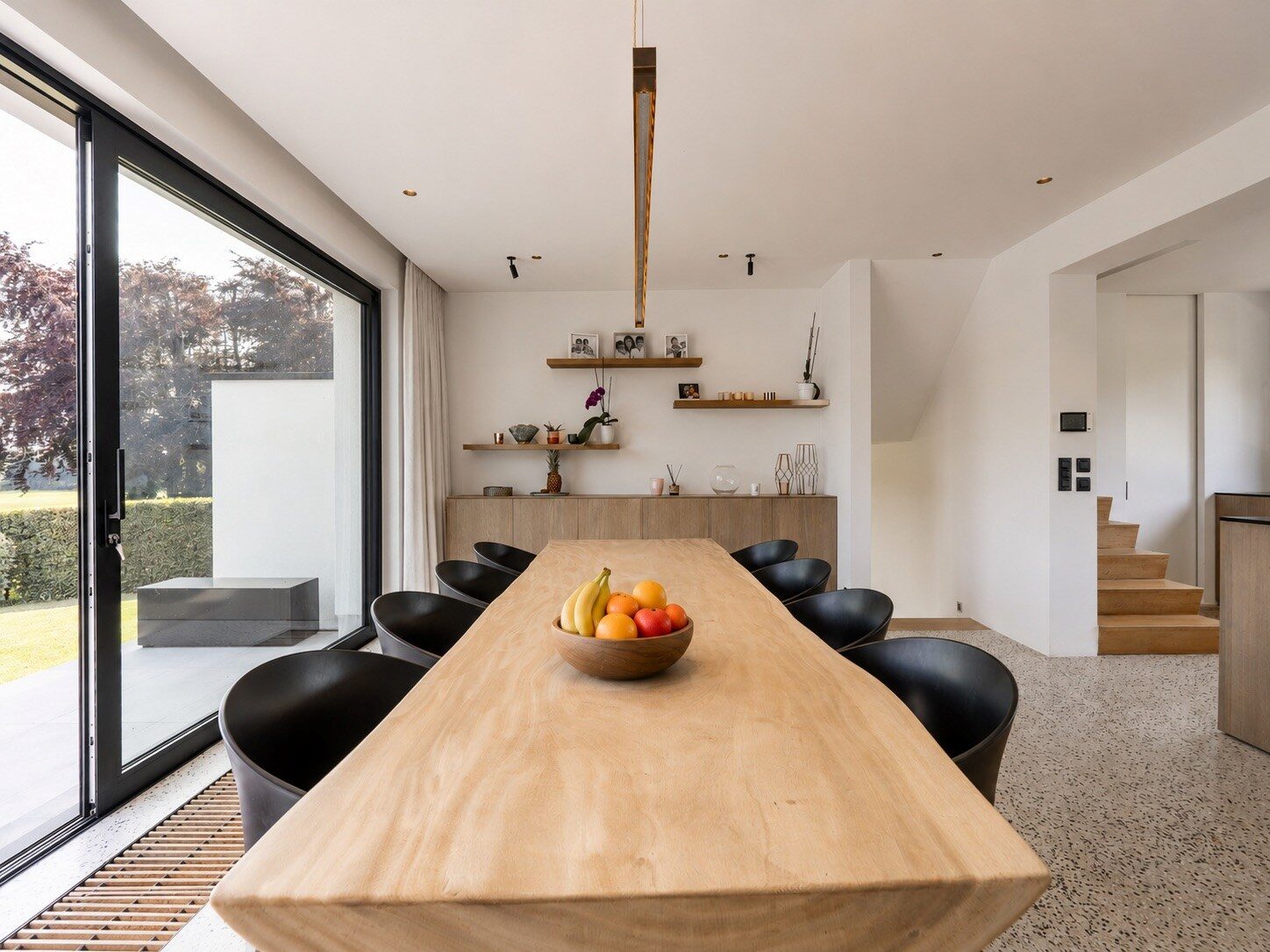 5 Bedroom Villa/Townhouse's Image 4