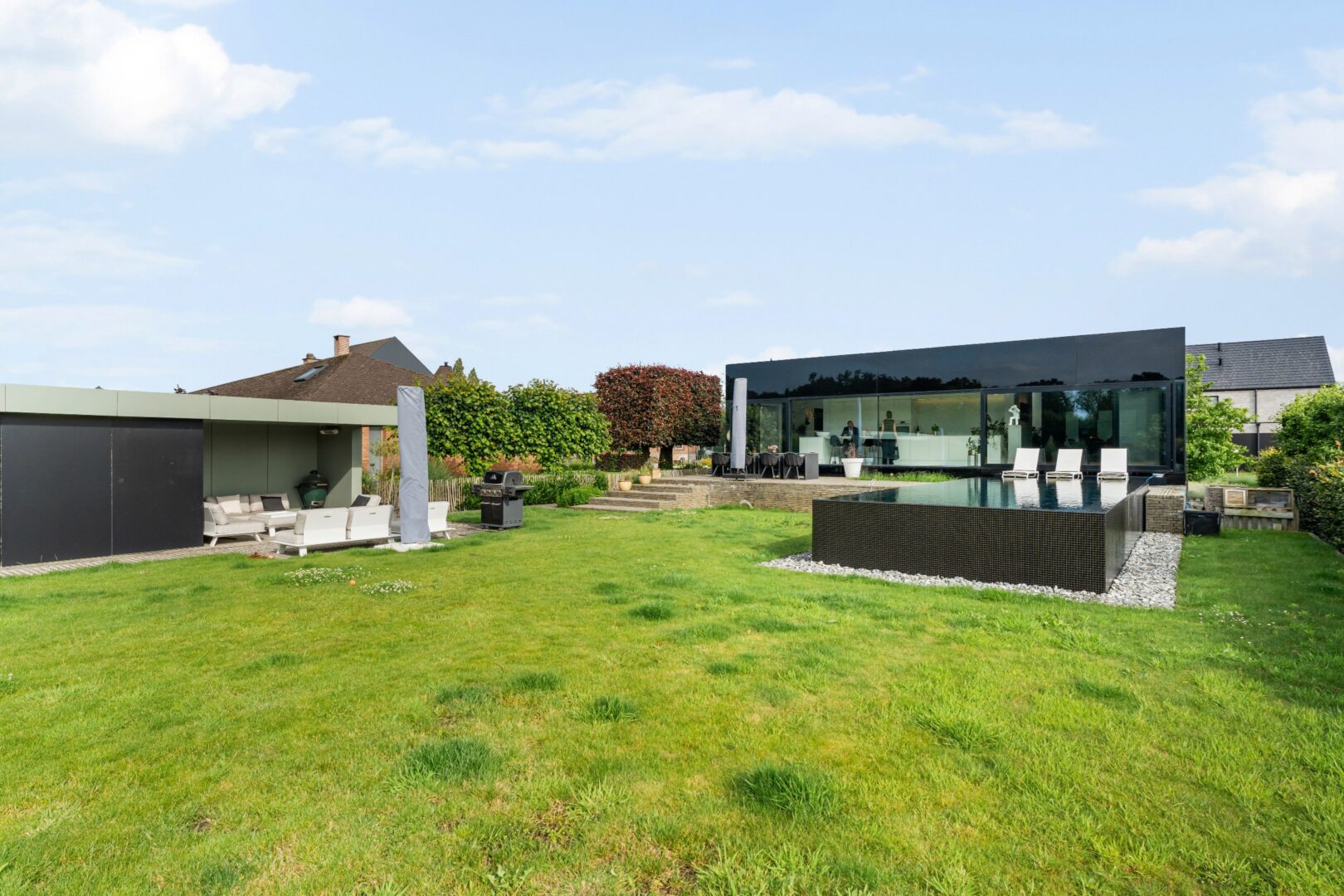 4 Bedroom Villa/Townhouse's Image 41