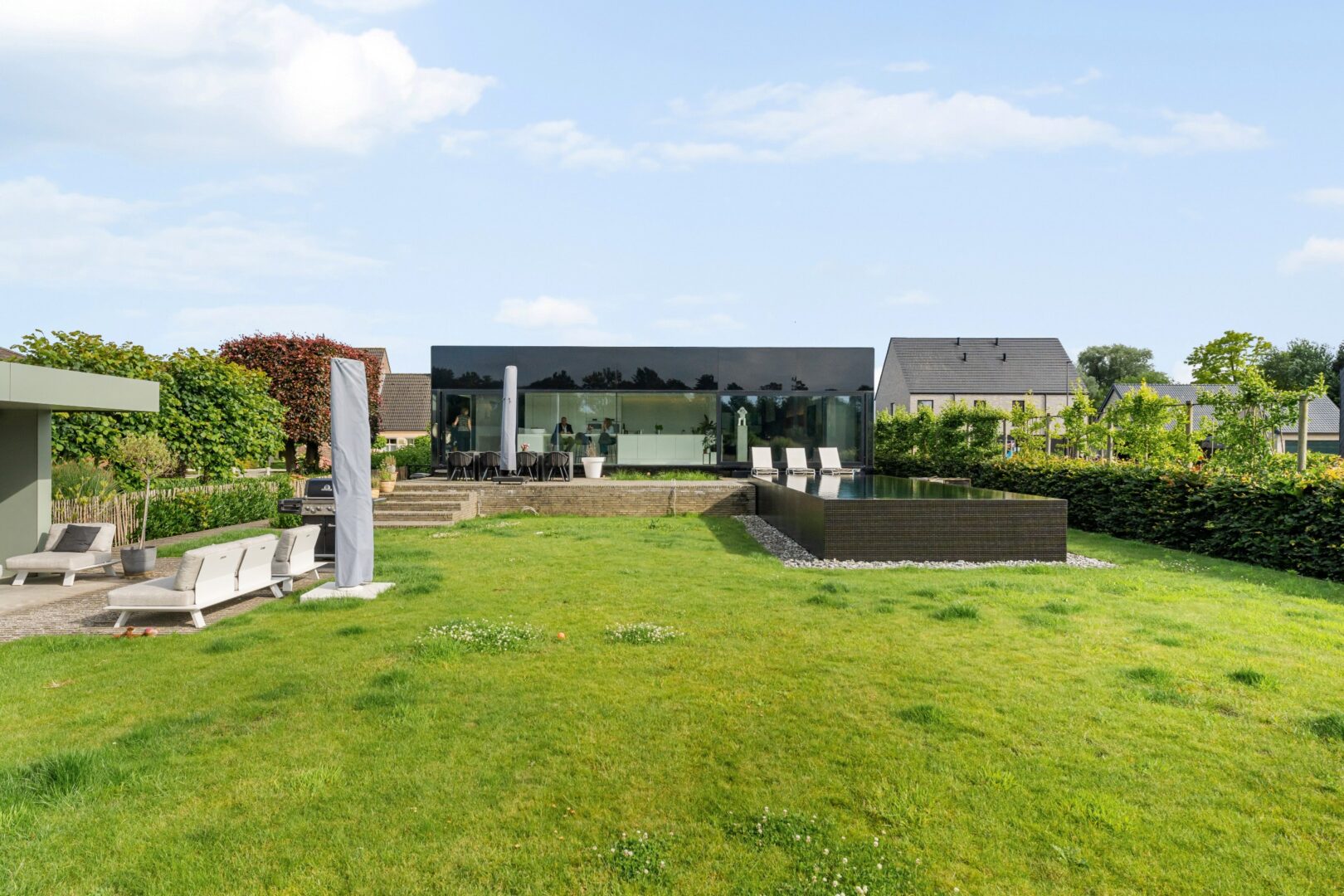 4 Bedroom Villa/Townhouse's Image 42