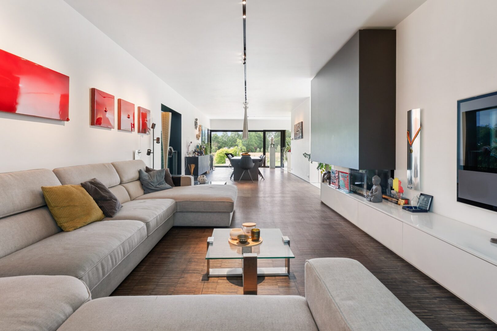 4 Bedroom Villa/Townhouse's Image 2