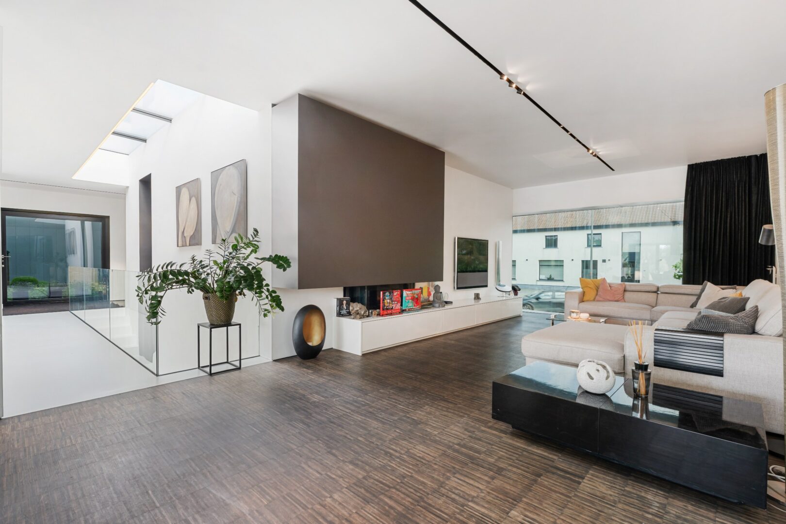 4 Bedroom Villa/Townhouse's Image 3