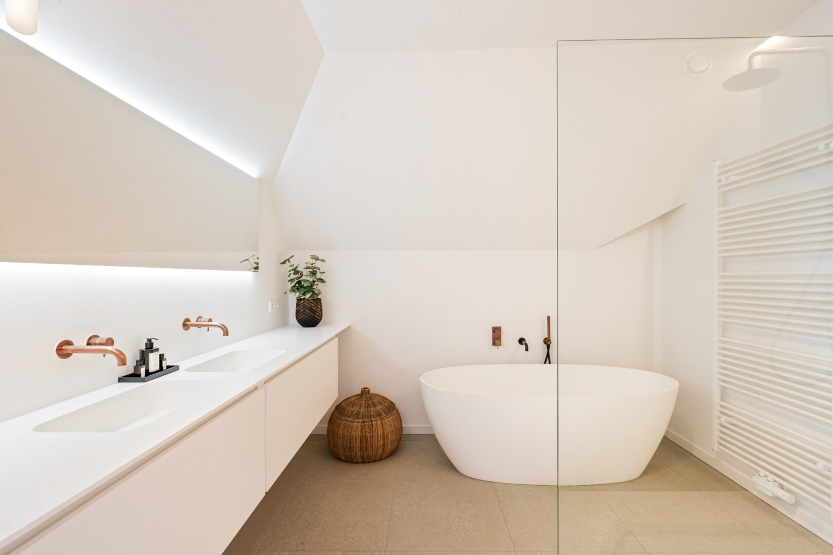 4 Bedroom Apartment/Flat's Image 15