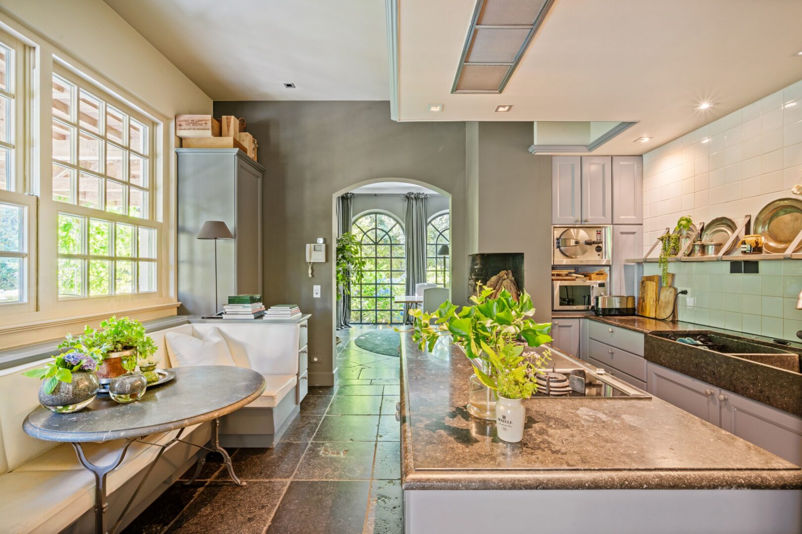 https://www.christiesrealestatebelgium.be/wp-content/uploads/properties/8991631/8991631_12_20260720133439.jpg