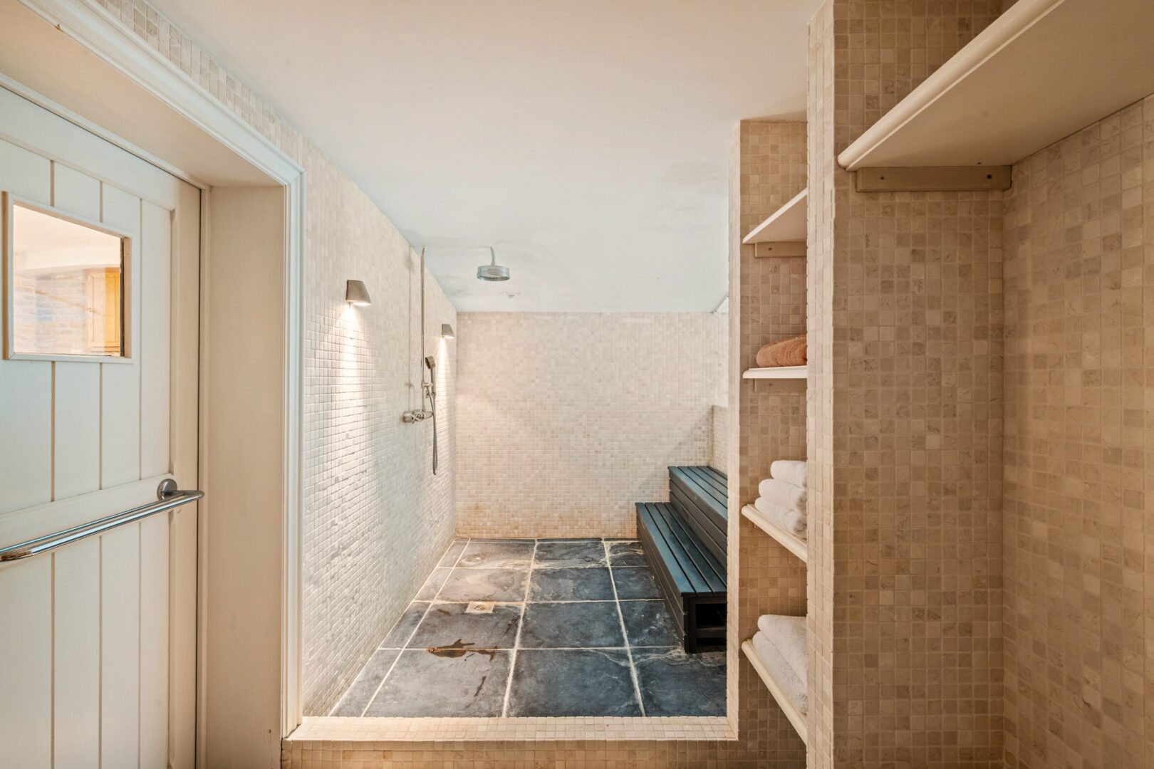 4 Bedroom Villa/Townhouse's Image 24