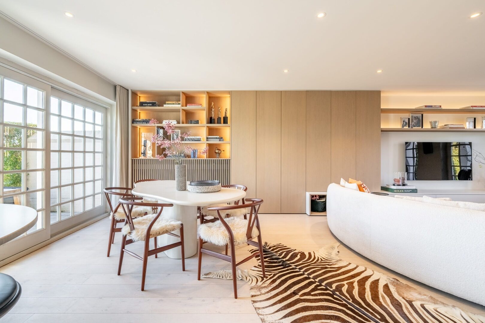 5 Bedroom Villa/Townhouse's Image 9