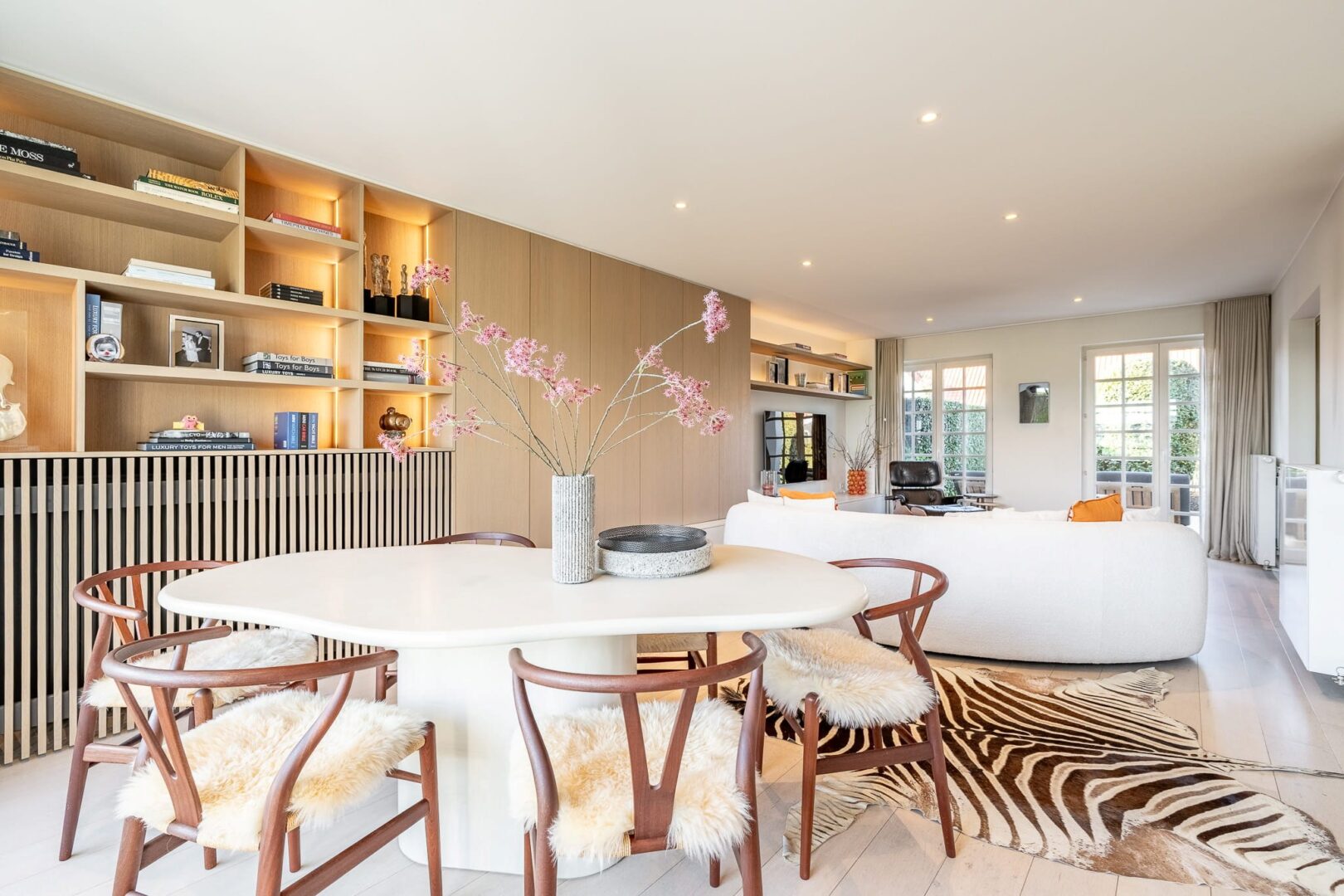 5 Bedroom Villa/Townhouse's Image 10