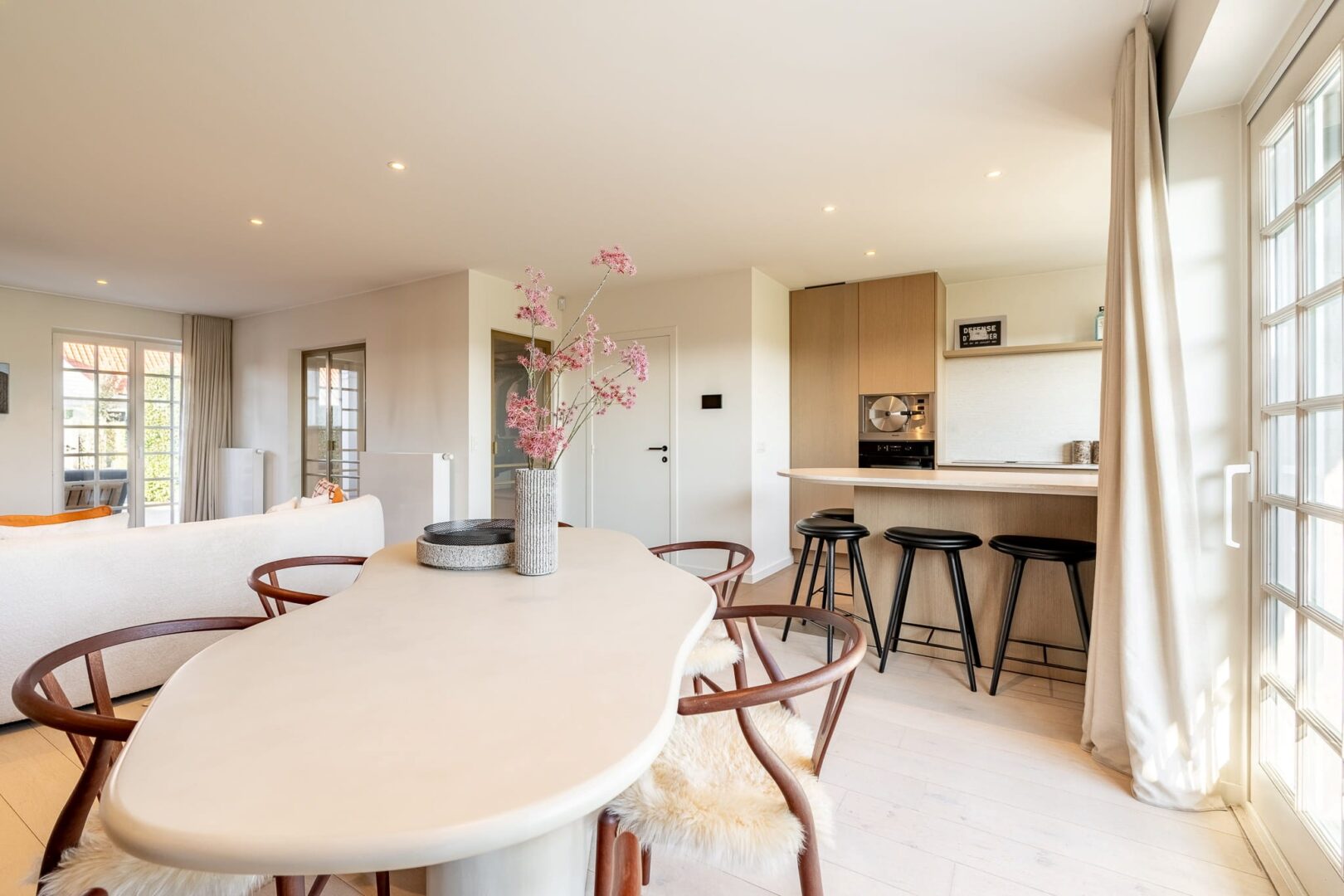 5 Bedroom Villa/Townhouse's Image 13