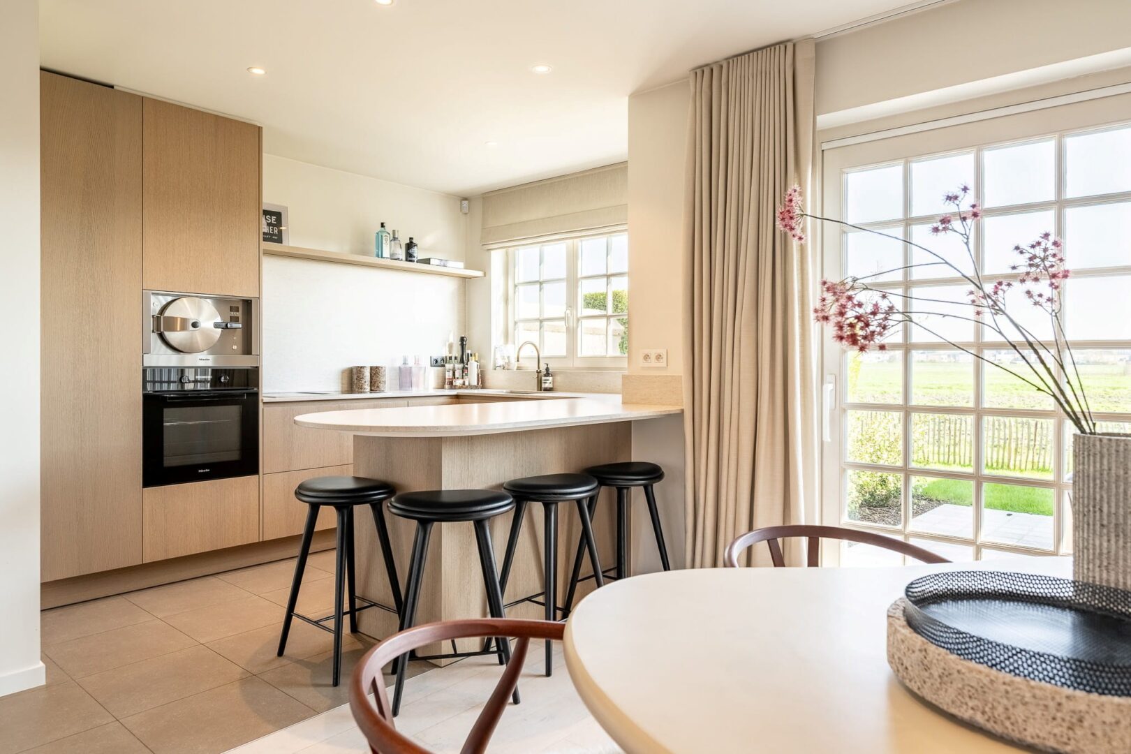 5 Bedroom Villa/Townhouse's Image 16