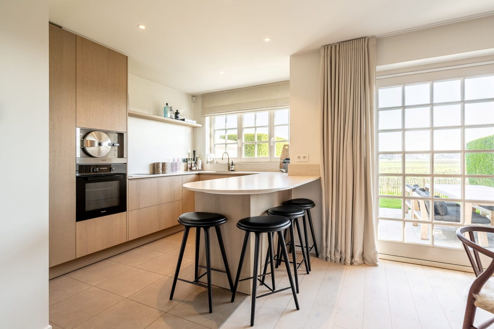 5 Bedroom Villa/Townhouse's Image 17