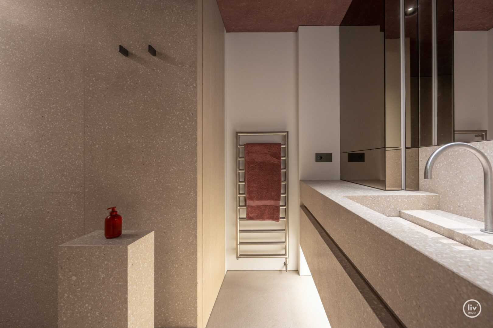 Image description