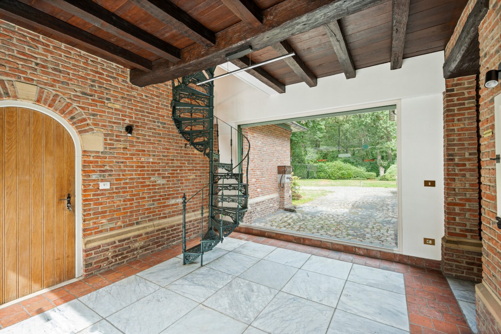 https://www.christiesrealestatebelgium.be/wp-content/uploads/properties/9045838/9045838_12_20260908122704.jpg