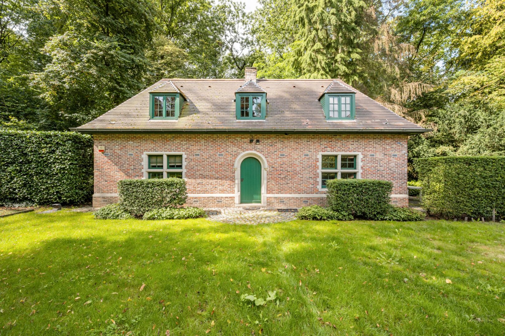 https://www.christiesrealestatebelgium.be/wp-content/uploads/properties/9045838/9045838_2_20260908122707.jpg