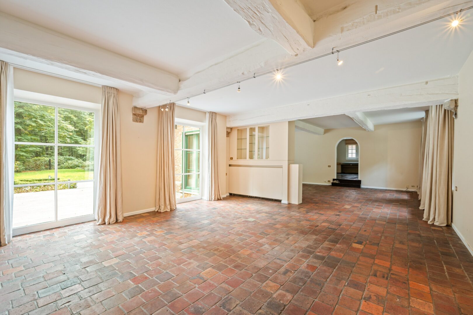 https://www.christiesrealestatebelgium.be/wp-content/uploads/properties/9045838/9045838_4_20260908122711.jpg