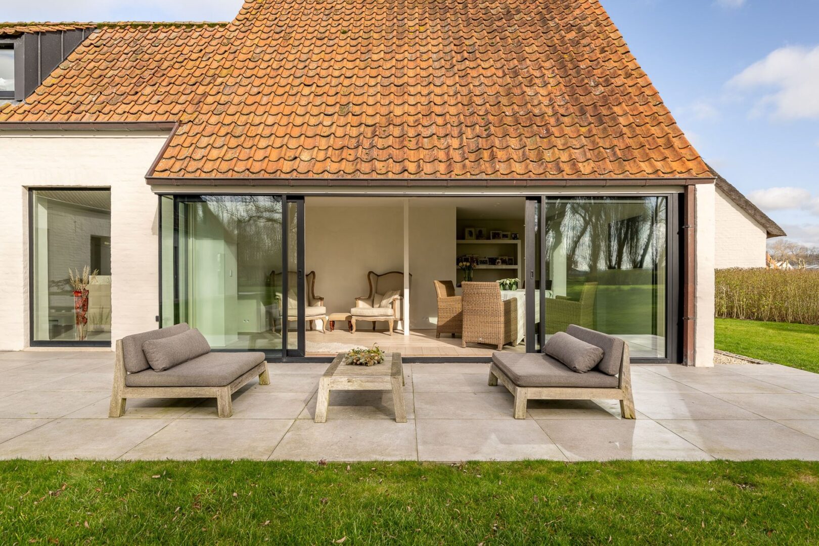 https://www.christiesrealestatebelgium.be/wp-content/uploads/properties/9060189/9060189_6_20260916175620.jpg